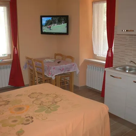 Apartamento Goccia Di Resina #Sharingorobie Serina  Exterior foto